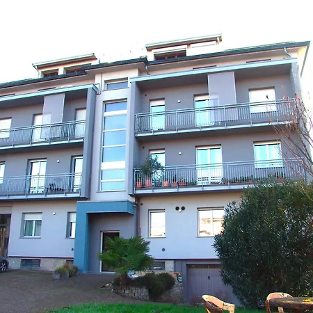 Apartment Modern Luci & Stelle Near