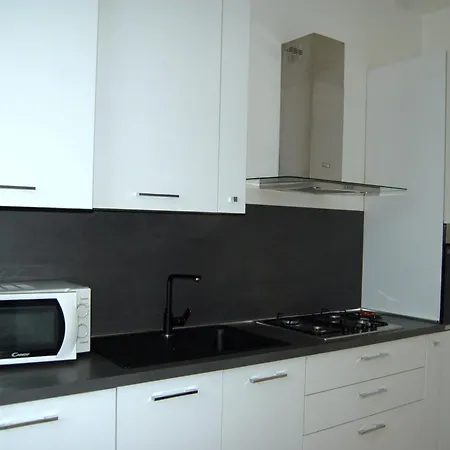 Modern Luci & Stelle Near Apartment