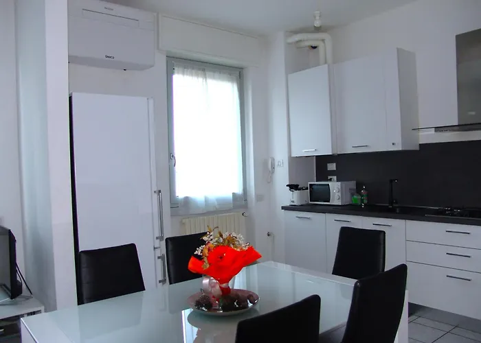 Modern Luci & Stelle Near Апартаменты Bulciago